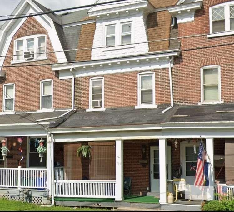 917 Center Street – photo 1