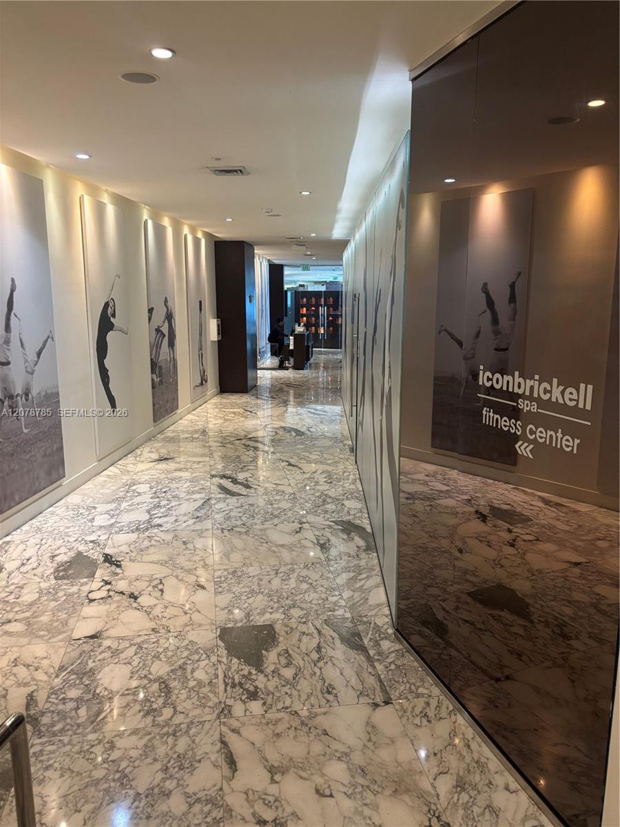 475 Brickell Avenue – photo 4