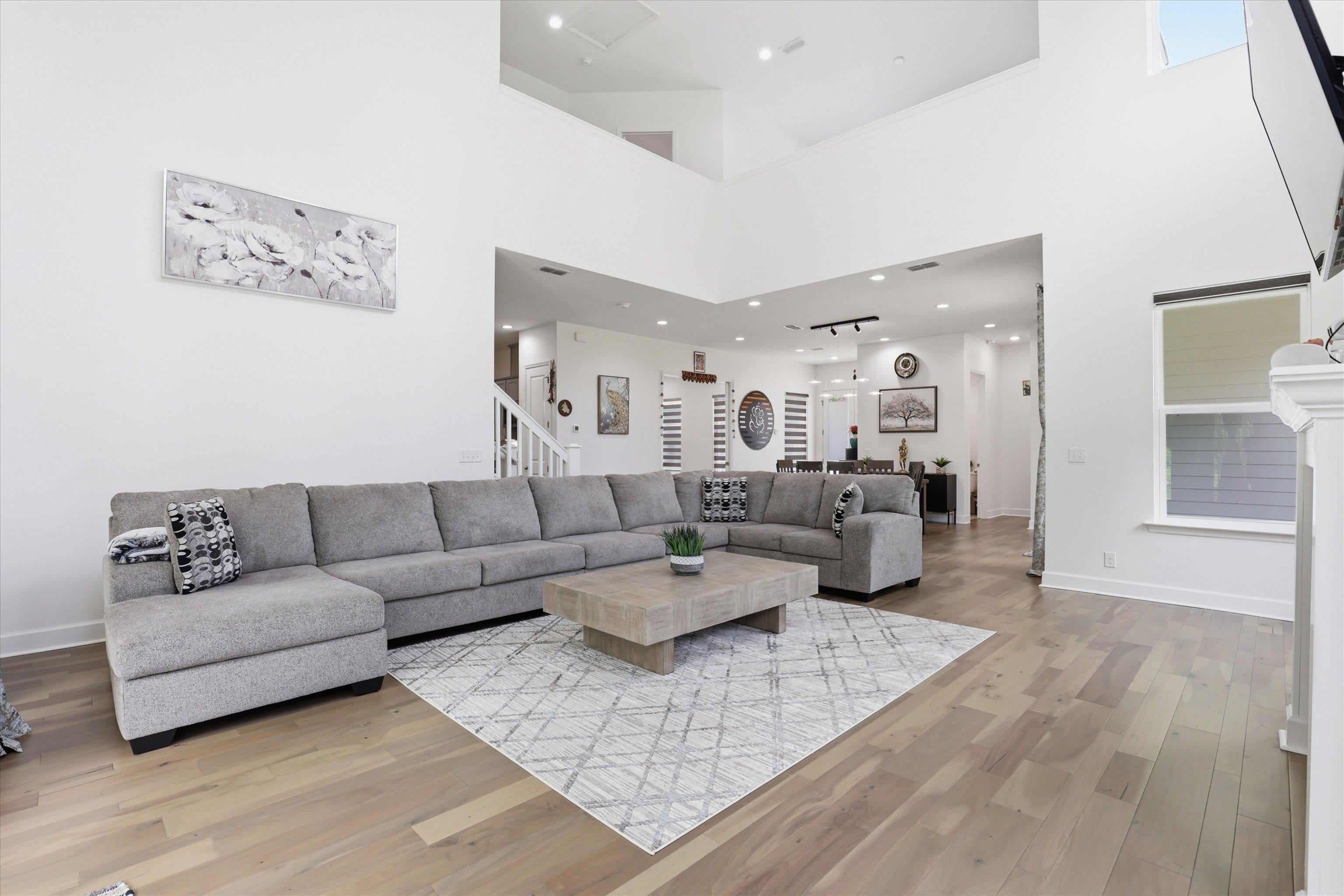 2751 Michel Boulos Street – photo 4