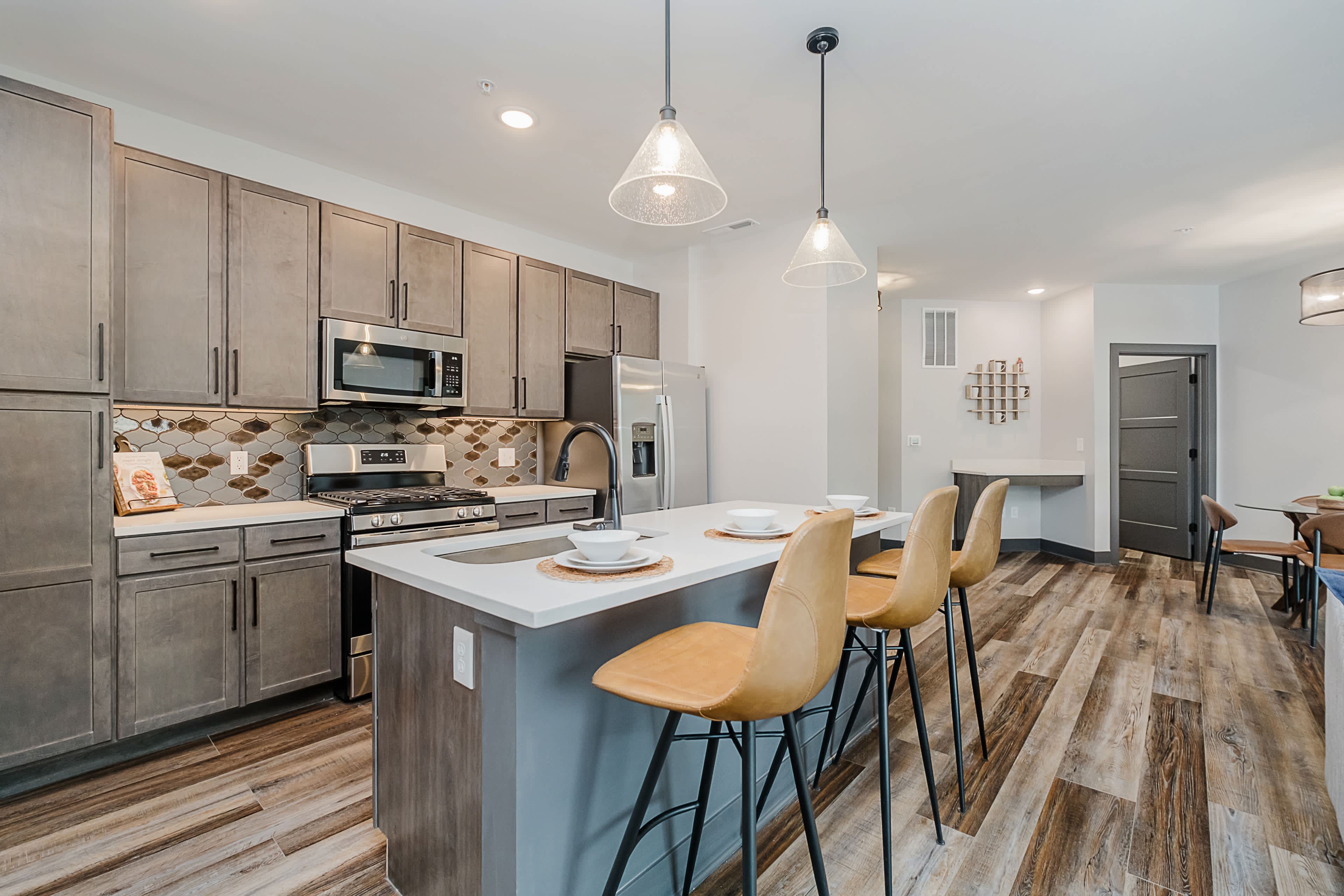Overture at Proscenium – photo 4