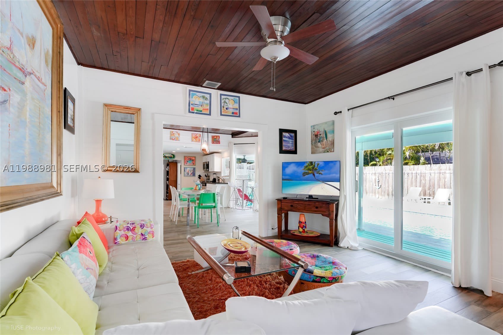 212 SW 1st Ave – photo 4