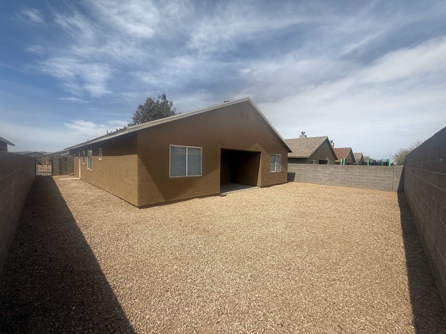 3 Bedroom 2 Bathroom Home – photo 2