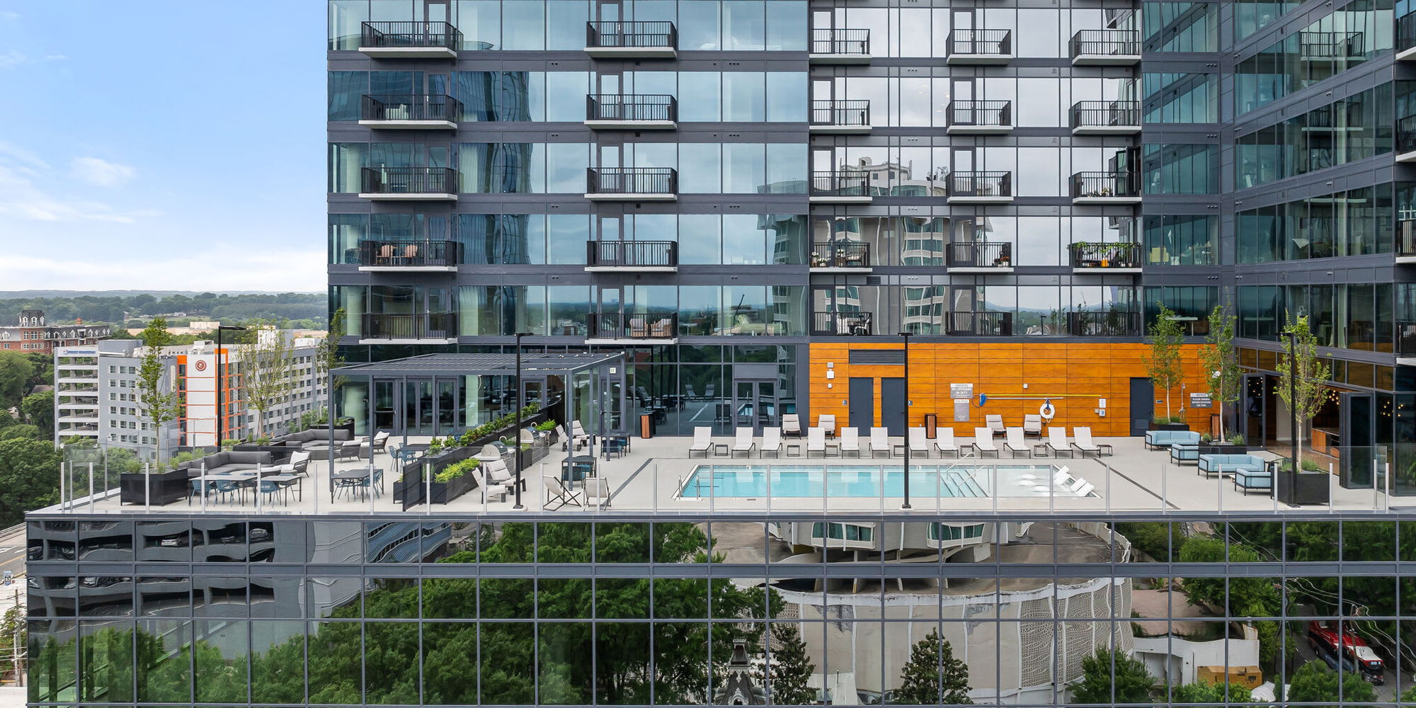 400H Apartments – photo 3