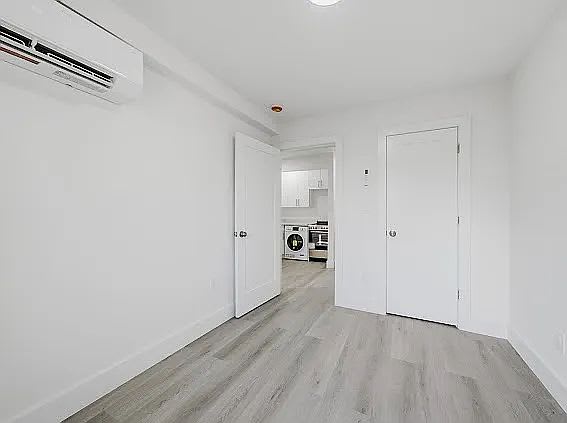300 E 96th St Apt 2D – photo 5