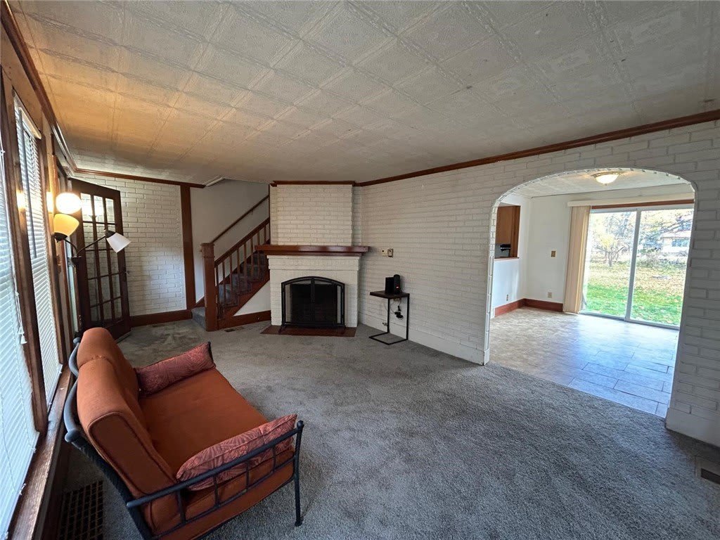 125 Windsor Road – photo 5