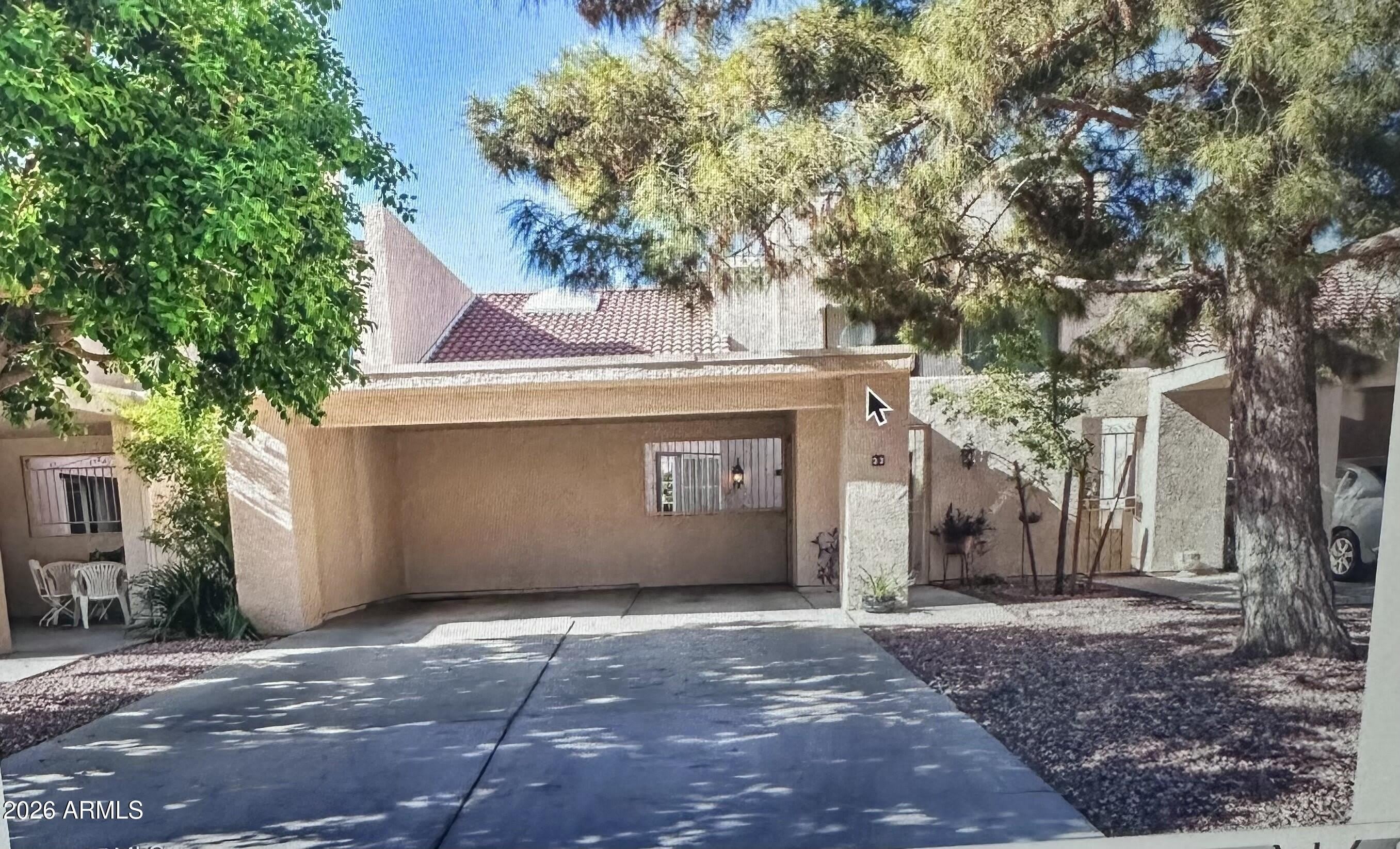 33 E BECK Lane – photo 2