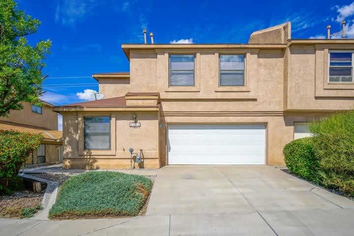 NE Albuquerque Rental – photo 1