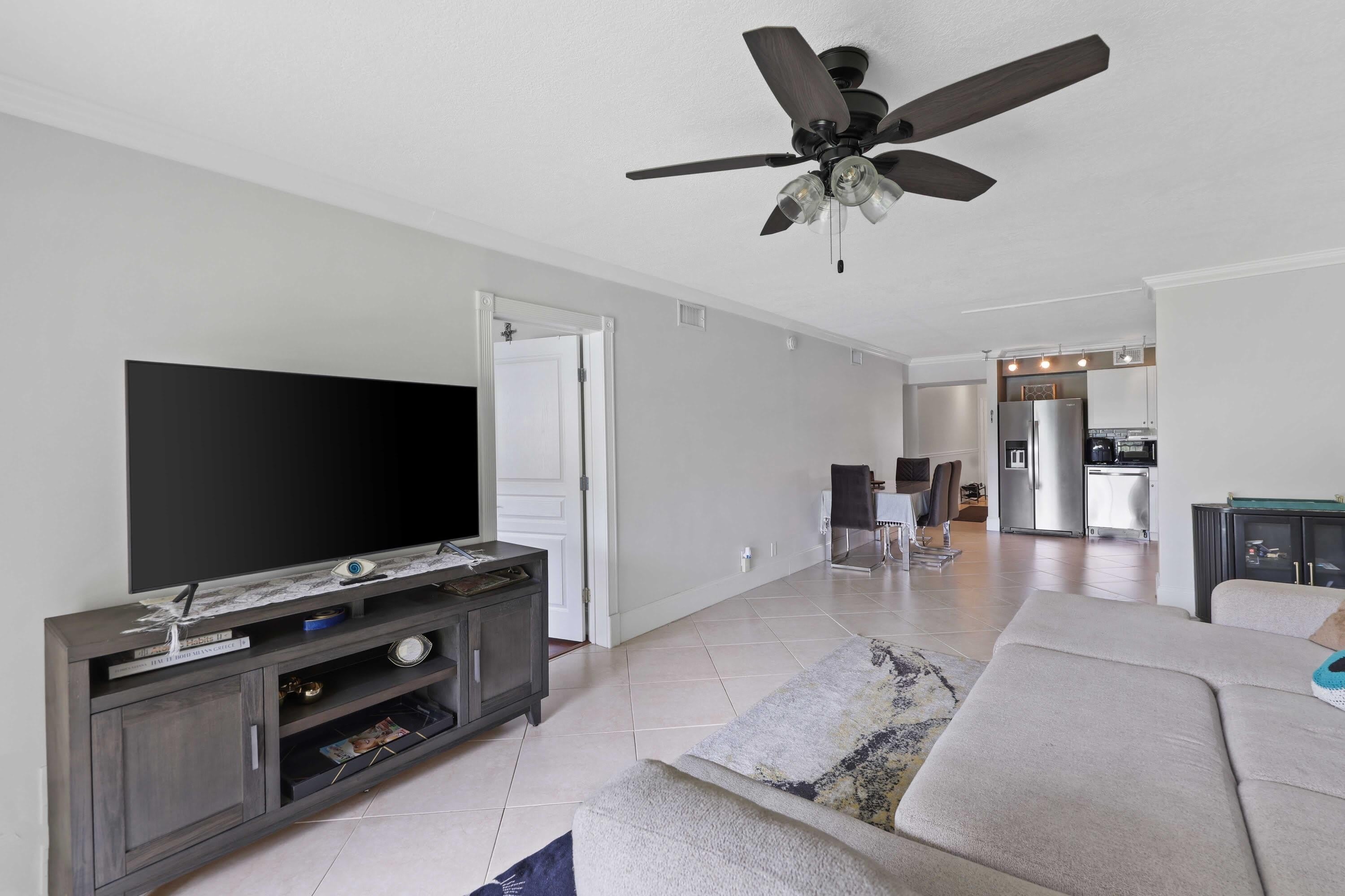 3020 FLORIDA Boulevard – photo 4