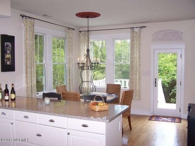 236 W Shorewood Drive – photo 1