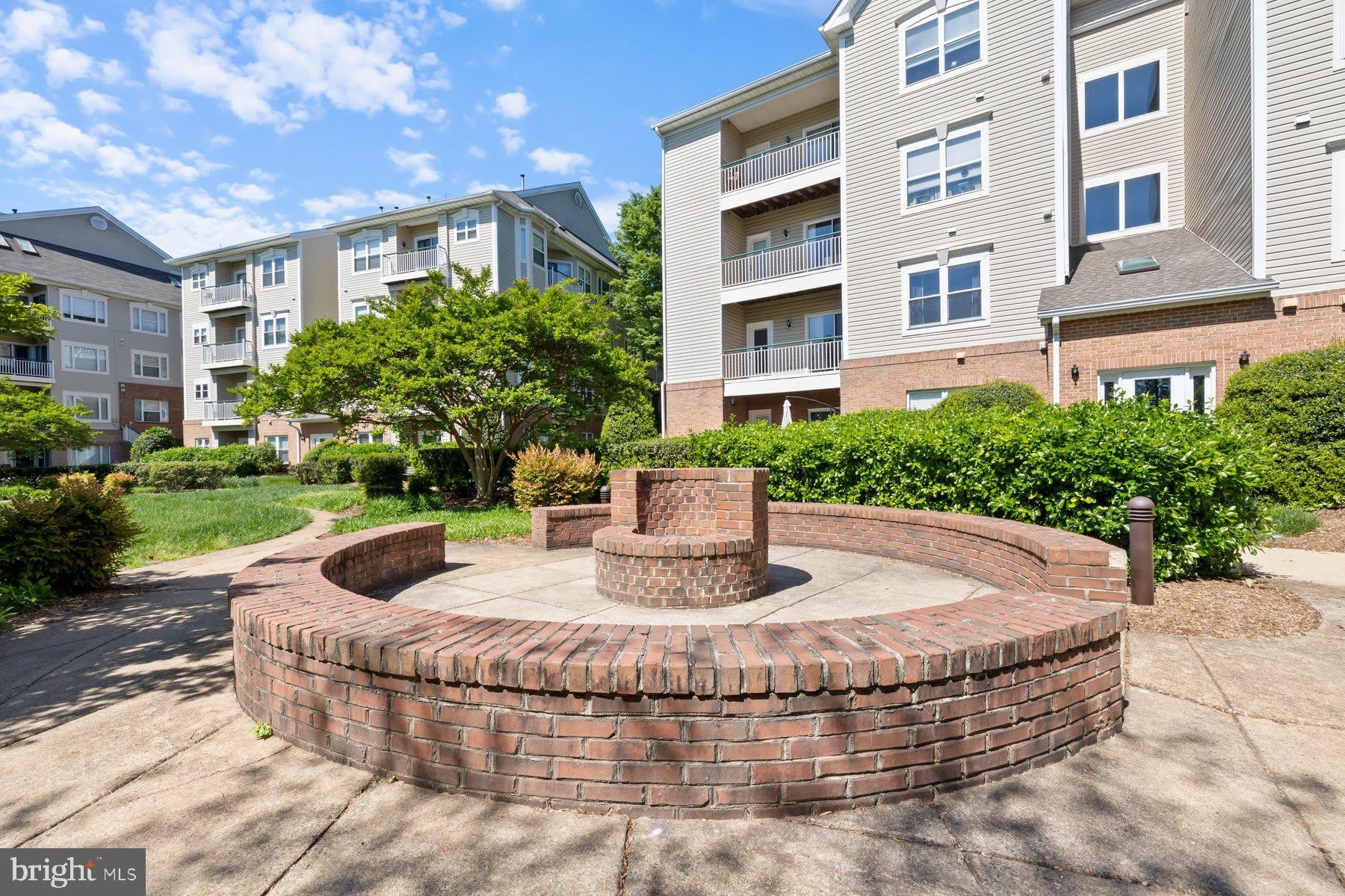 6551 GRANGE Lane – photo 4