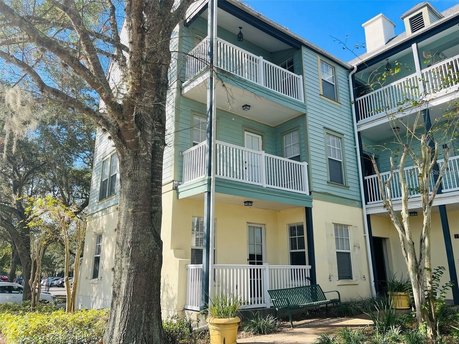 611 CAMPUS Street – photo 3