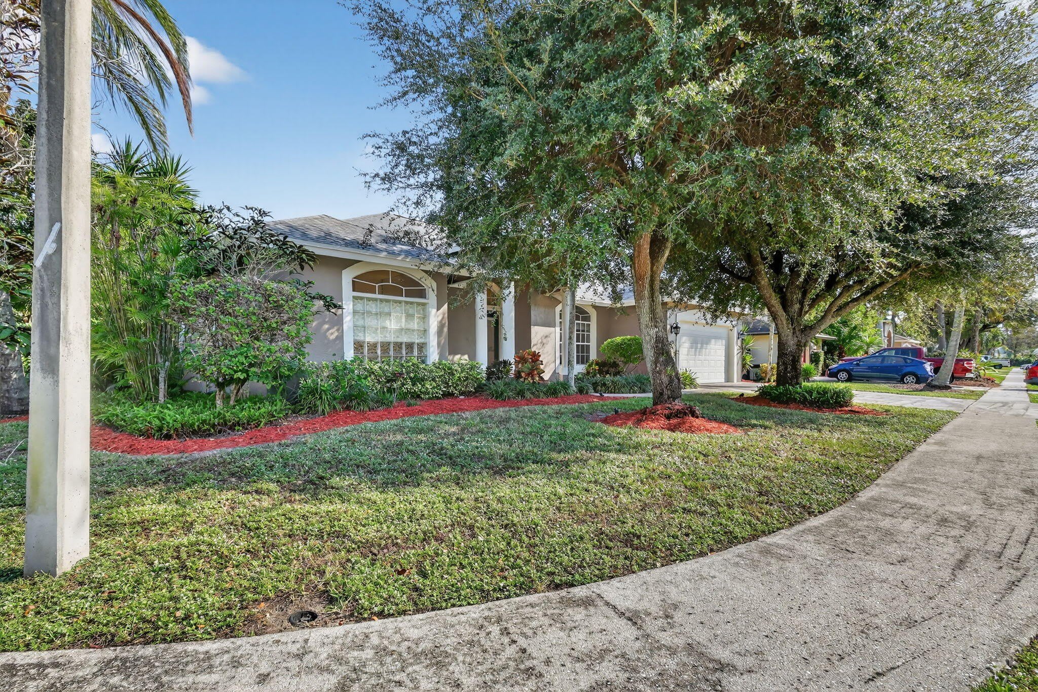 1500 Firethorn Drive – photo 2