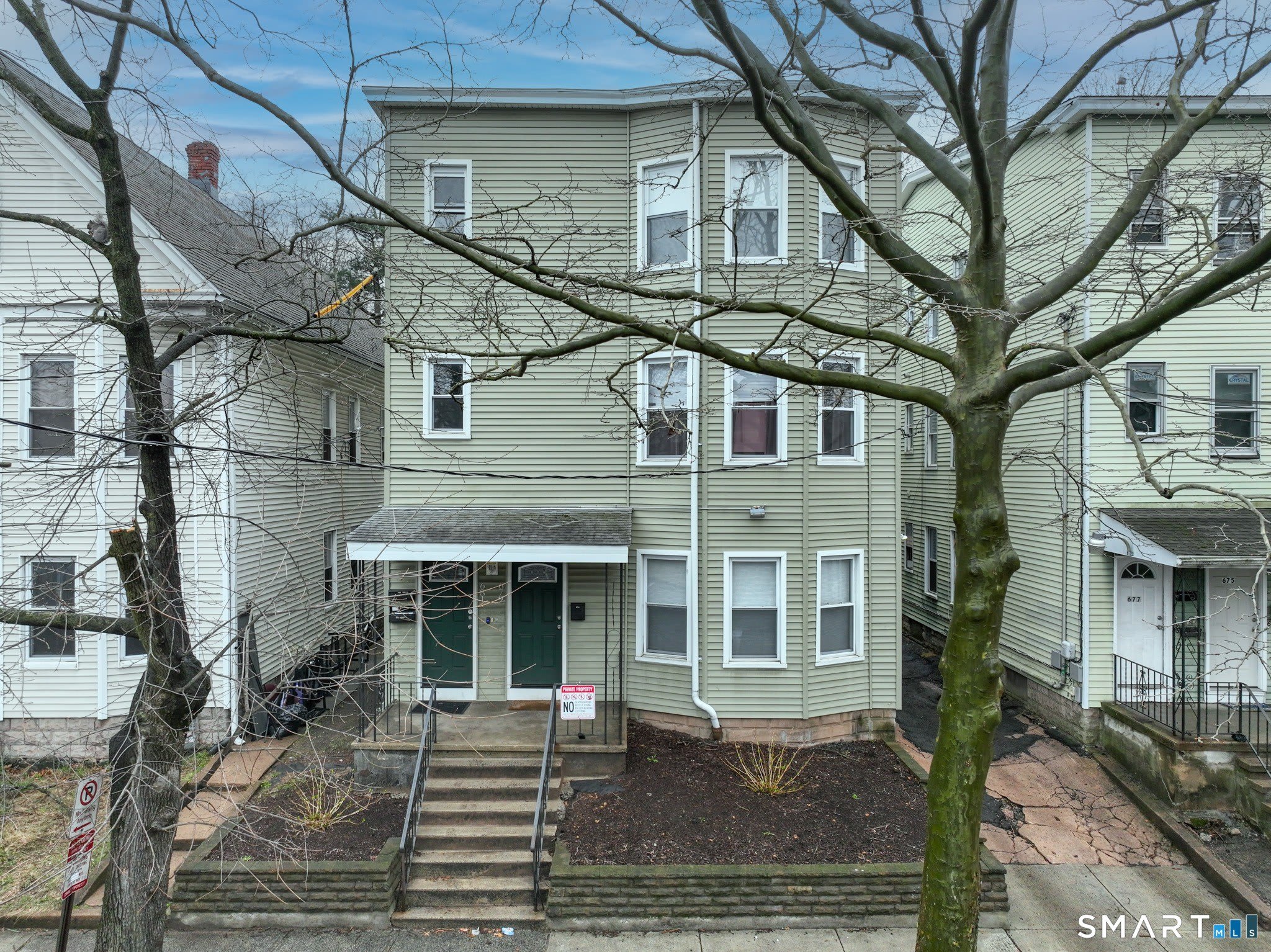 679 Winchester Avenue – photo 2