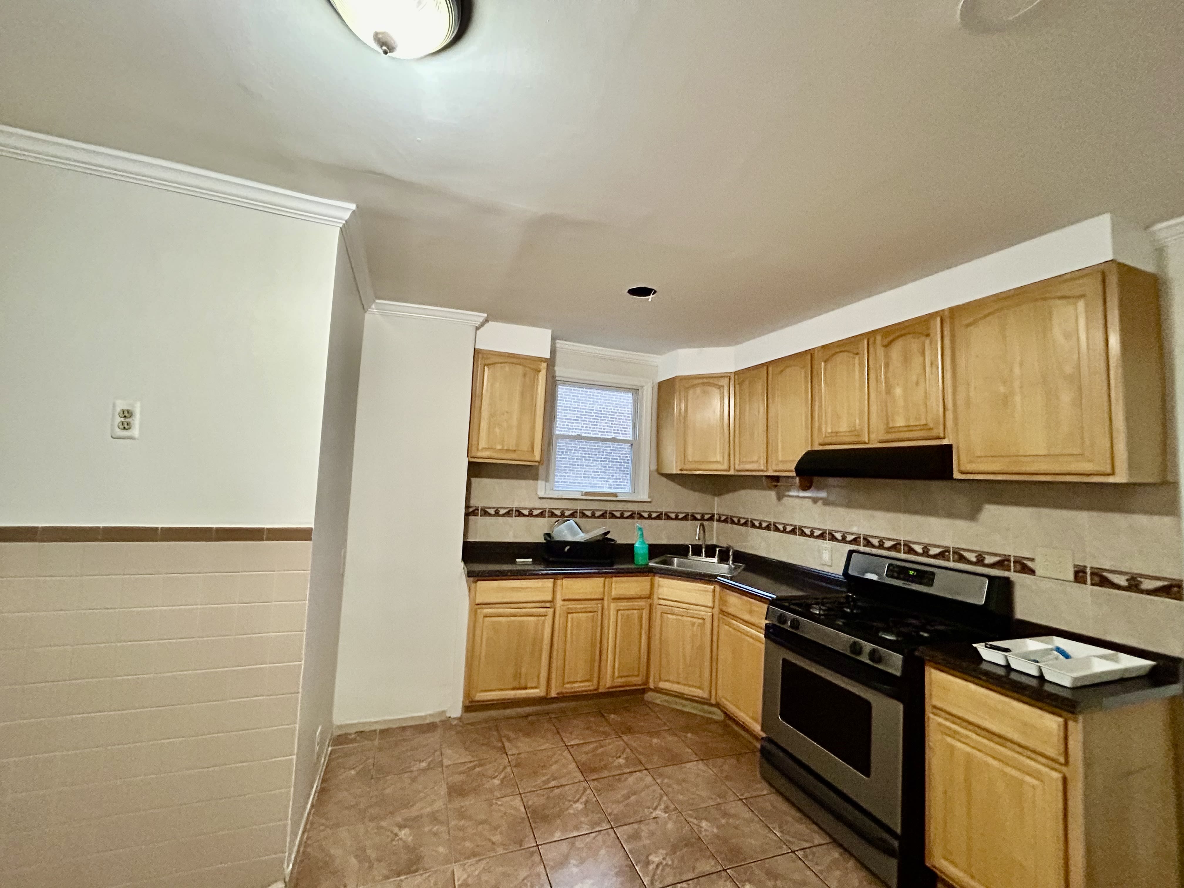 134 Davenport Ave – photo 5