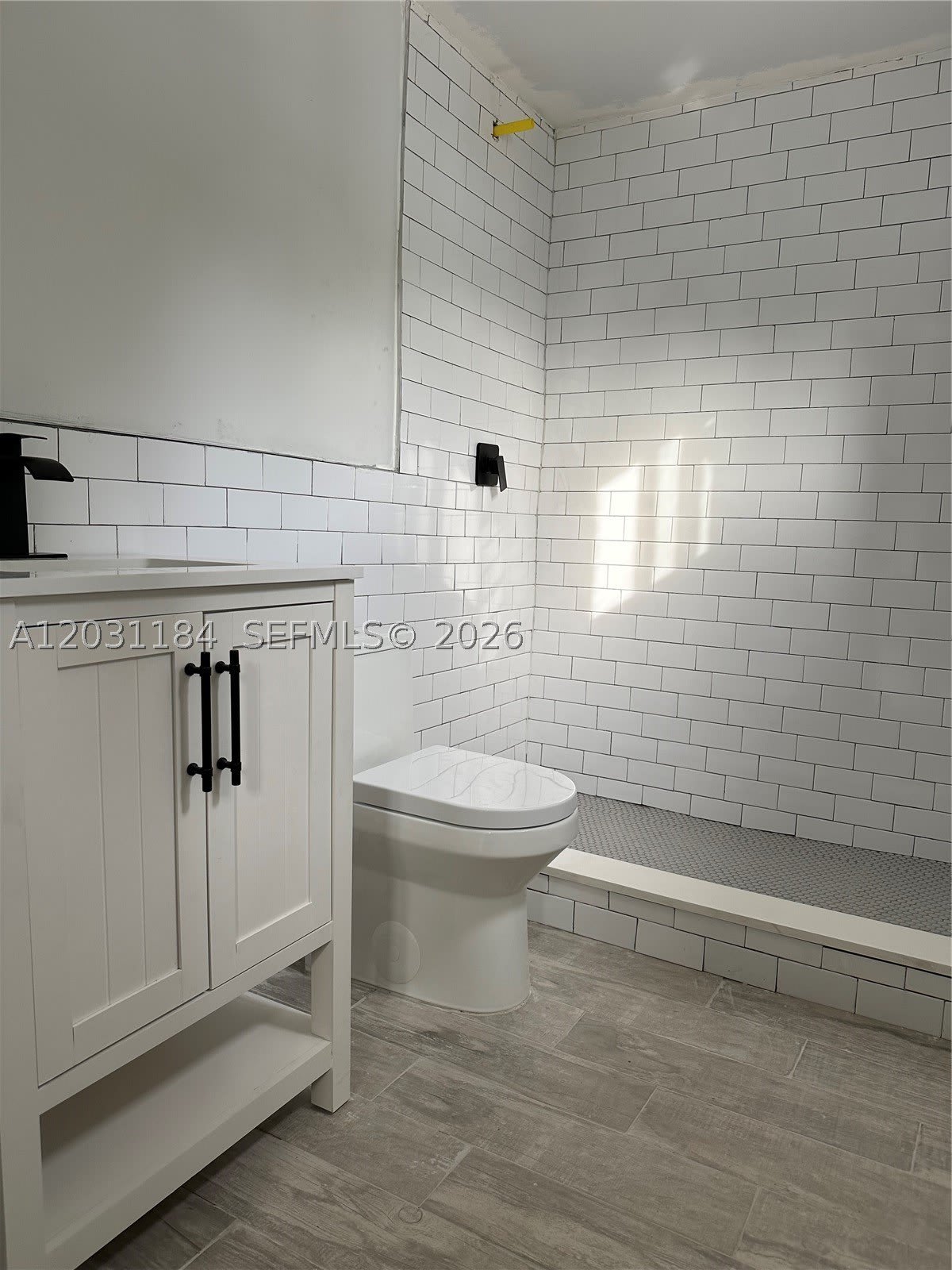 190 NW 69th St – photo 4
