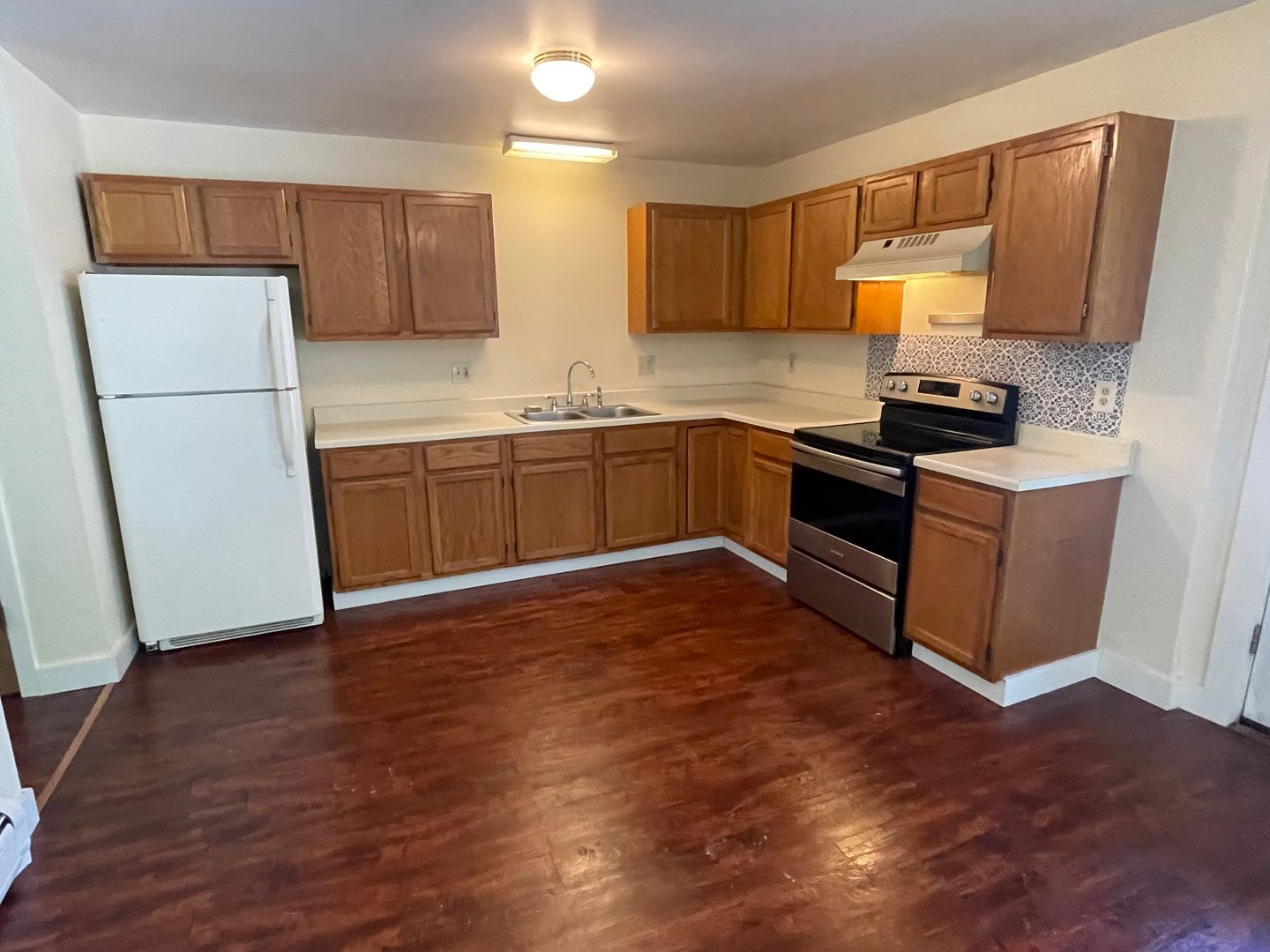 3 Bedroom first floor apartment in Adams, lead safe- $1650 – photo 2