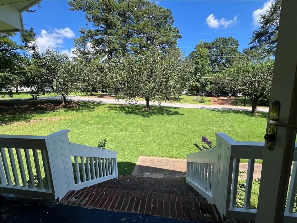 6695 Courtney Drive – photo 2