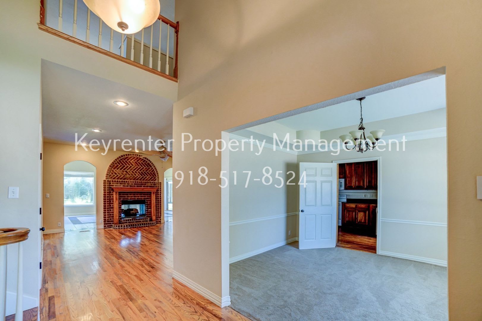 Beautiful home across from Jenks Middle School – photo 4