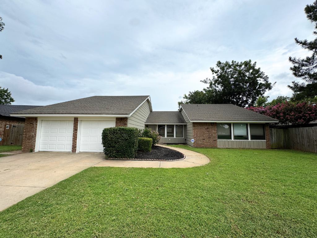 2228 S Whitbourne Pl – photo 1