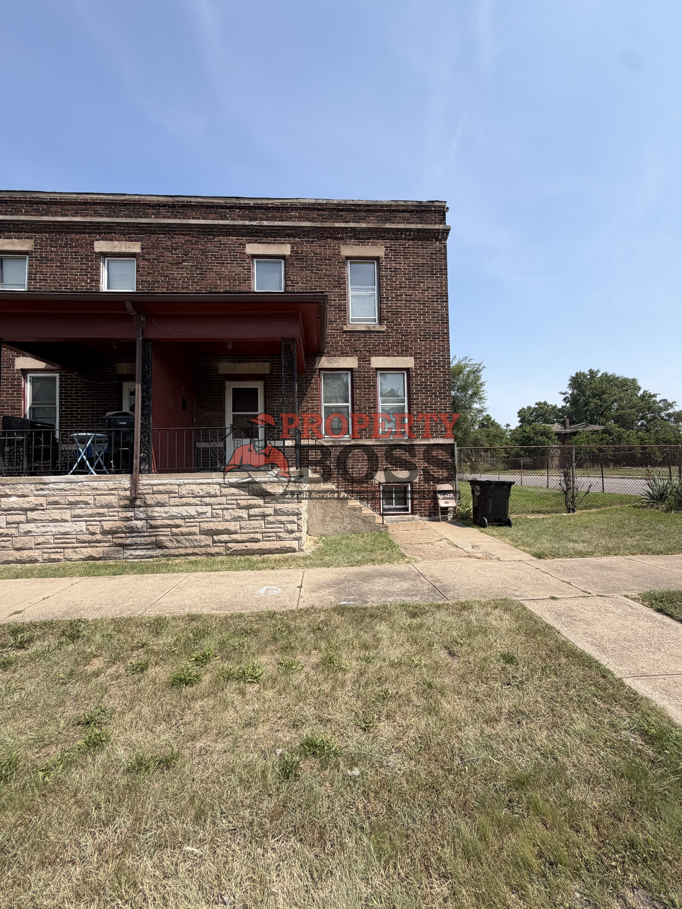 546 East 7th Avenue – photo 1