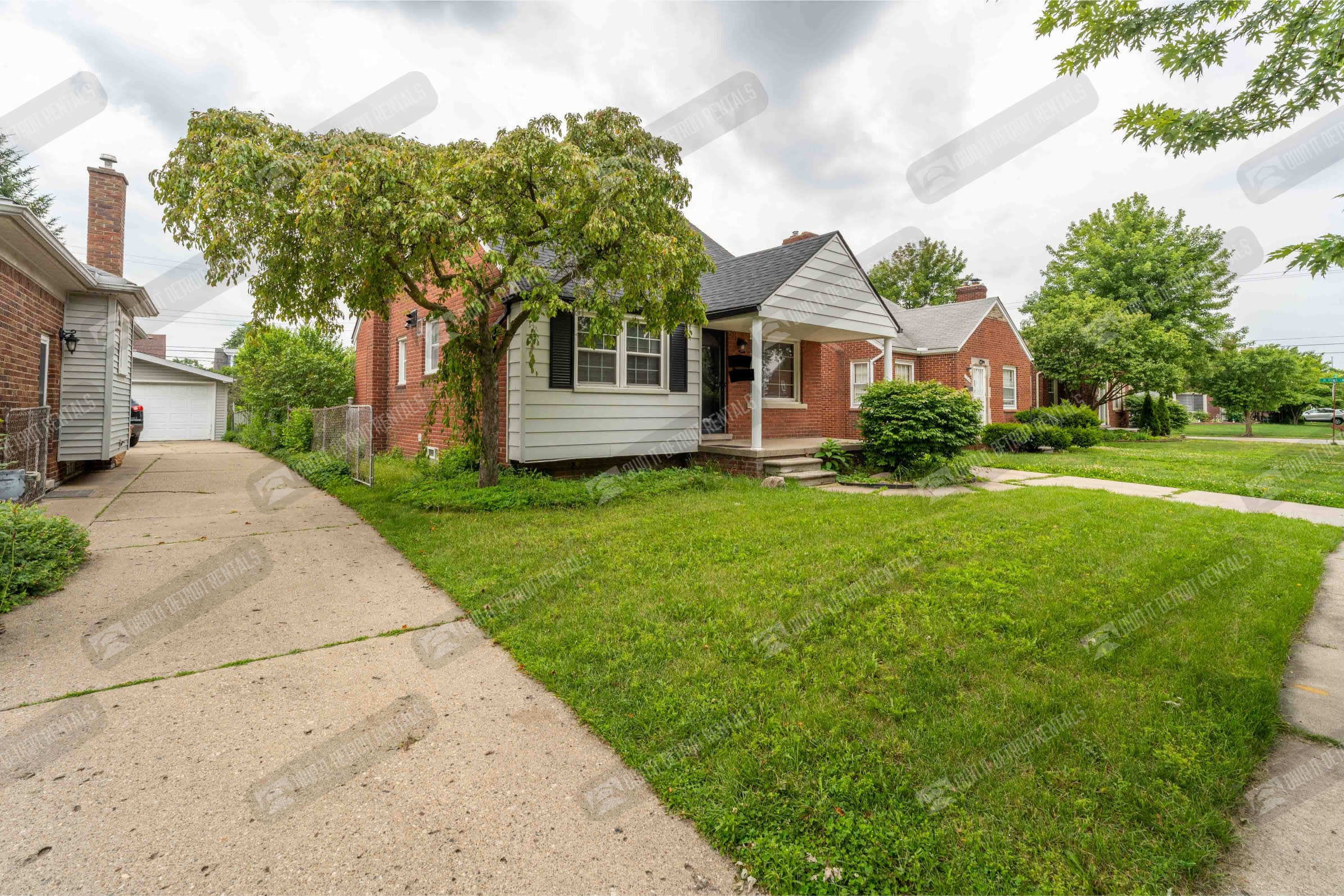 23745 Oak St – photo 3