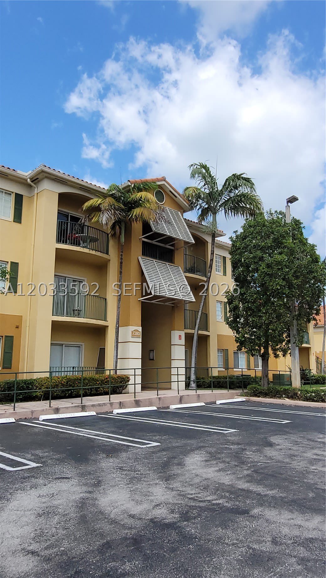 7280 NW 114th Ave – photo 1
