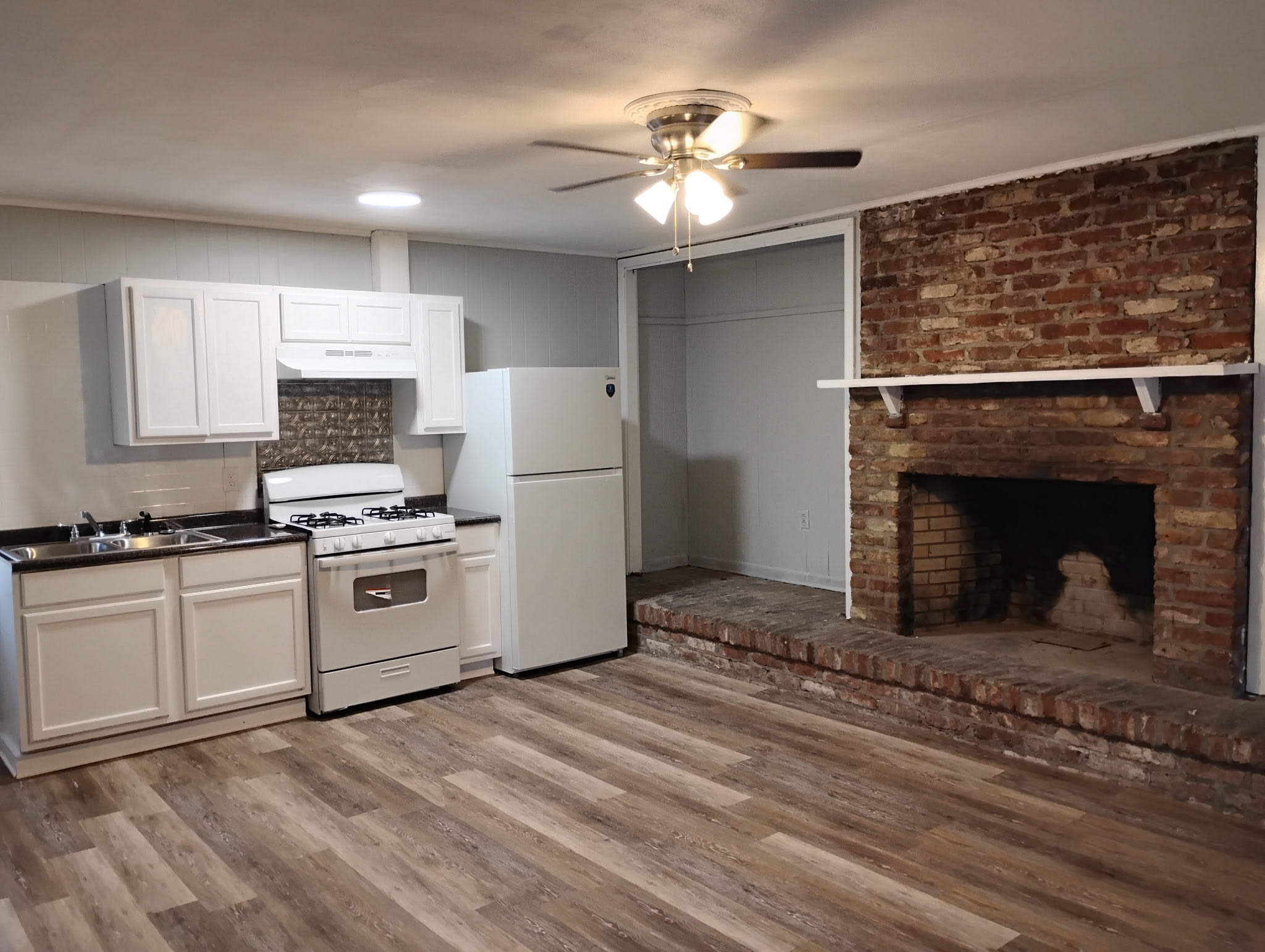 507 North 38th Avenue – photo 1