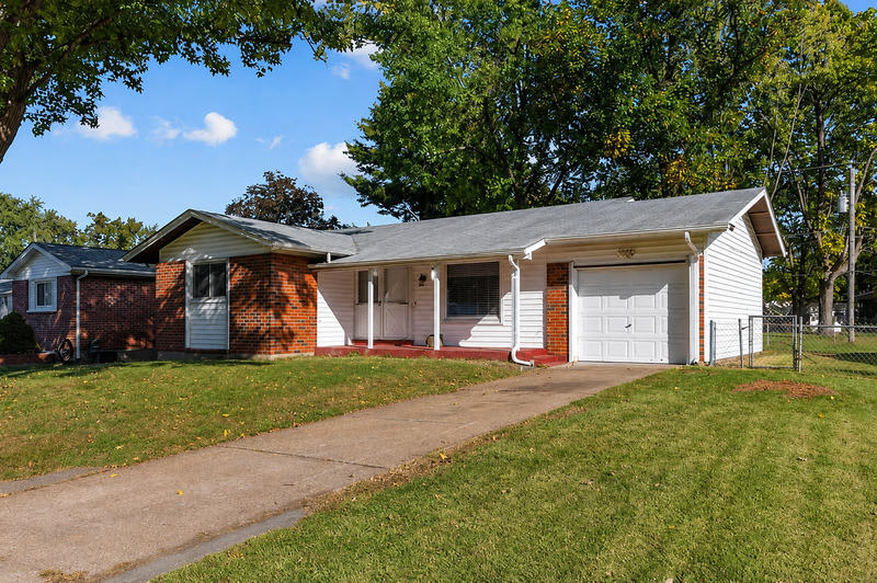 3280 Brookshire Drive – photo 1
