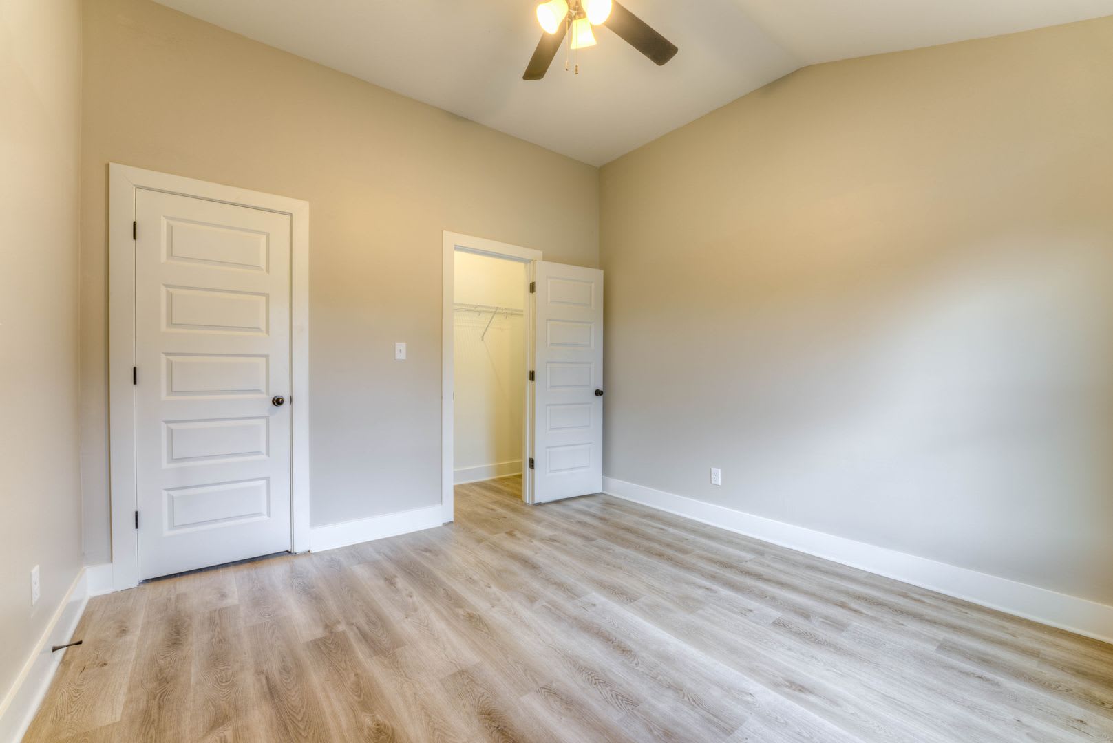 Charming Newer 1-Bedroom Home in Vollintine-Evergreen – photo 5