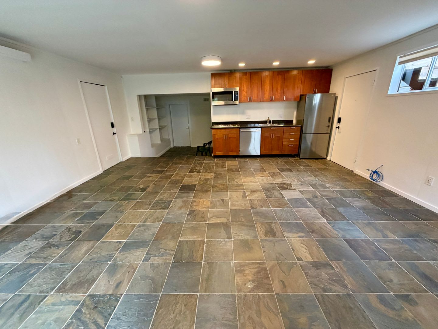 643 Edna Street – photo 2
