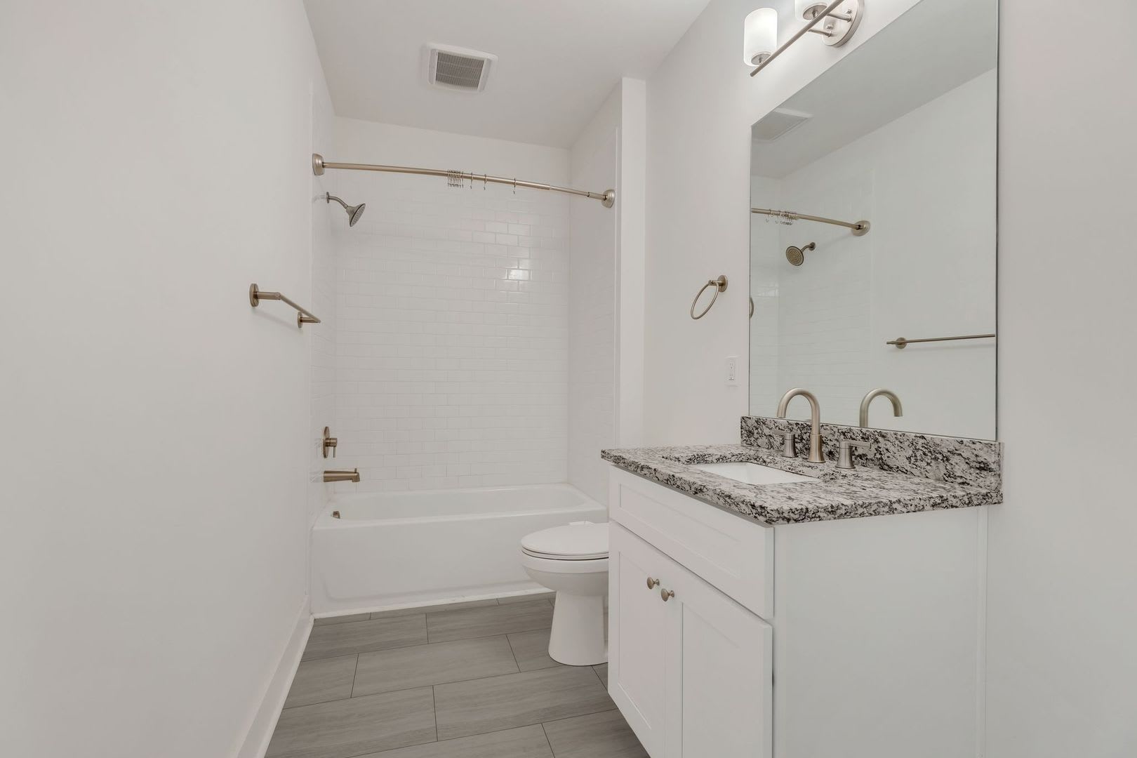 Simple living? We got you. $1200/mo water and laundry included in this 1 BR condo. – photo 5