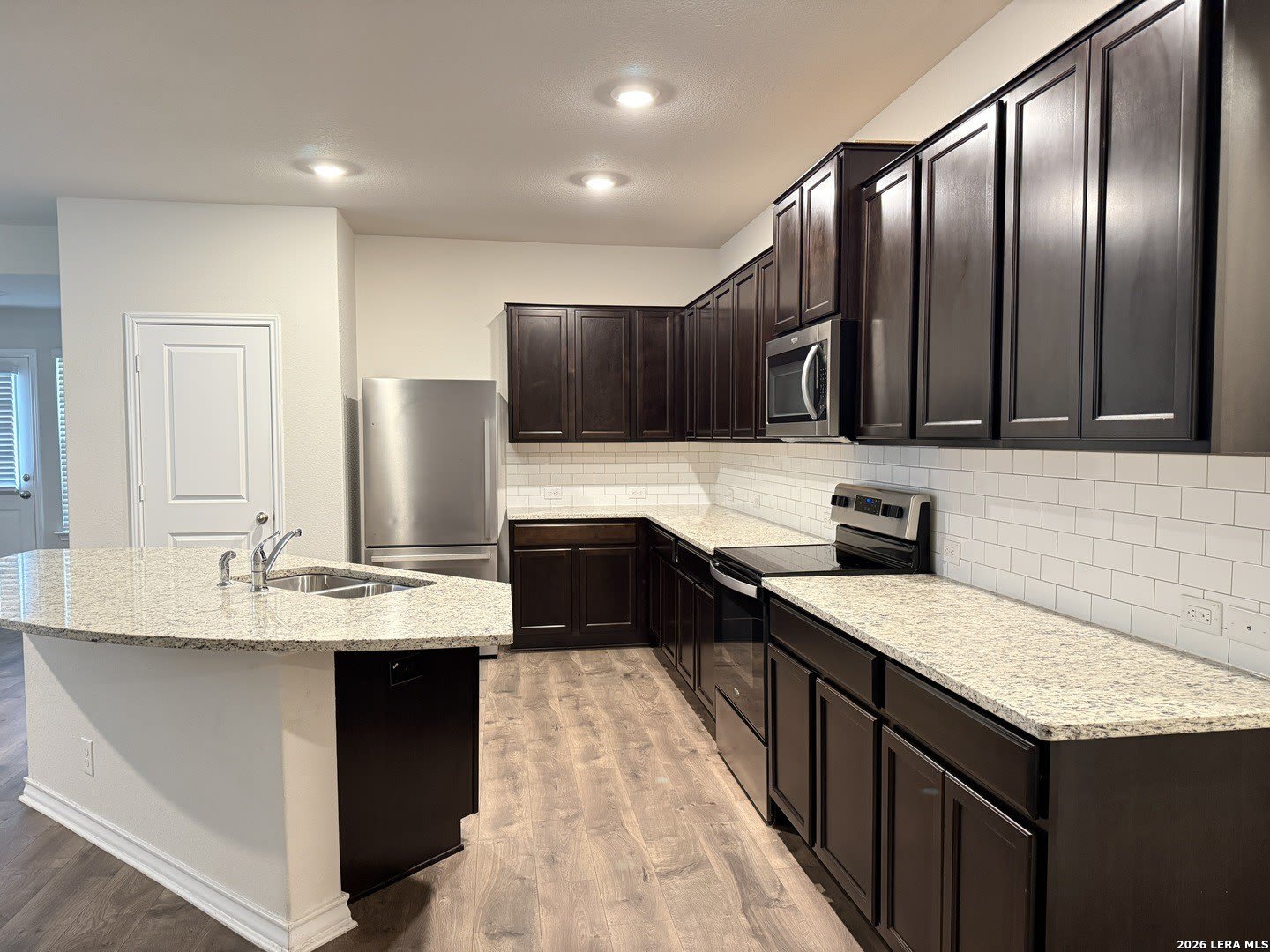 12150 Old Onyx – photo 3