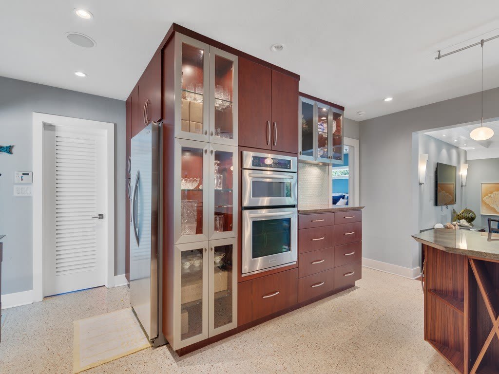 745 Iris Lane – photo 5