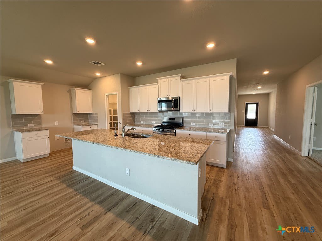 554 Blue Stem Road – photo 3