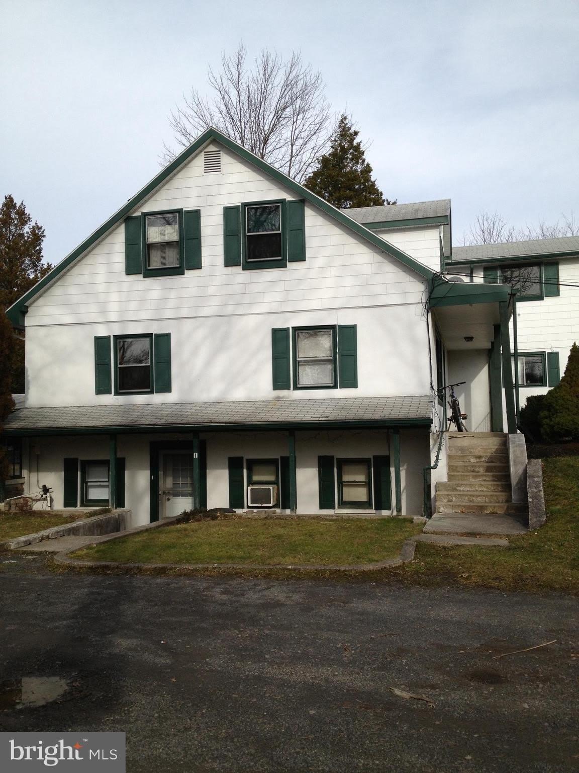 2497 Sanatoga Road – photo 2