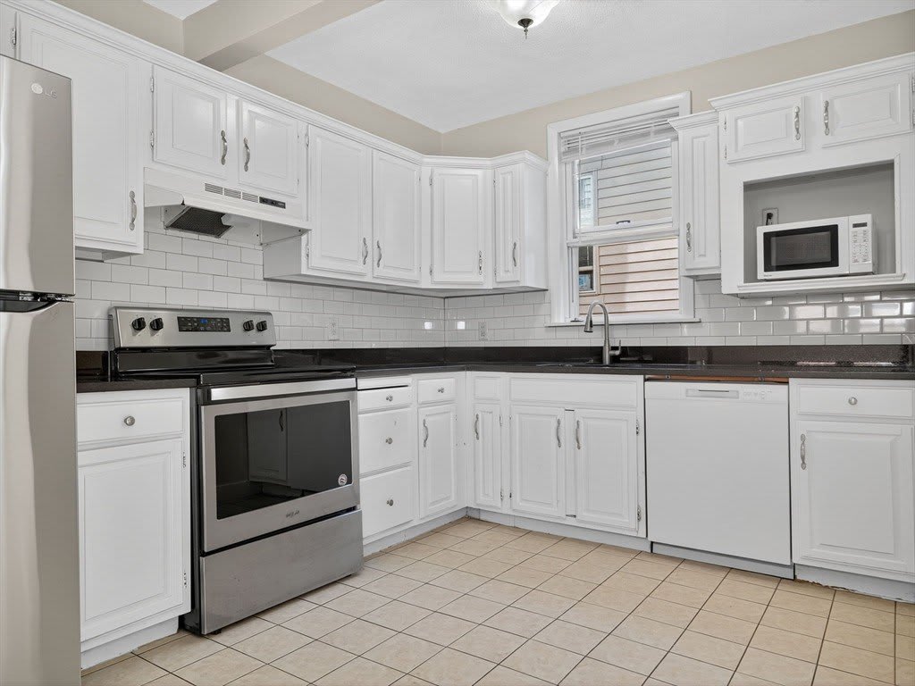 6 Knollin St – photo 5