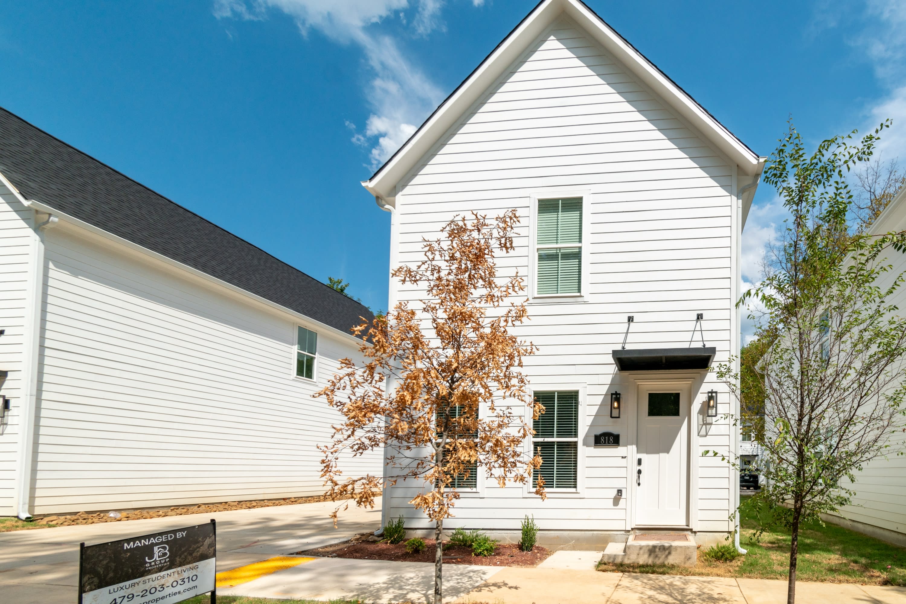 818 South Wood Avenue – photo 2