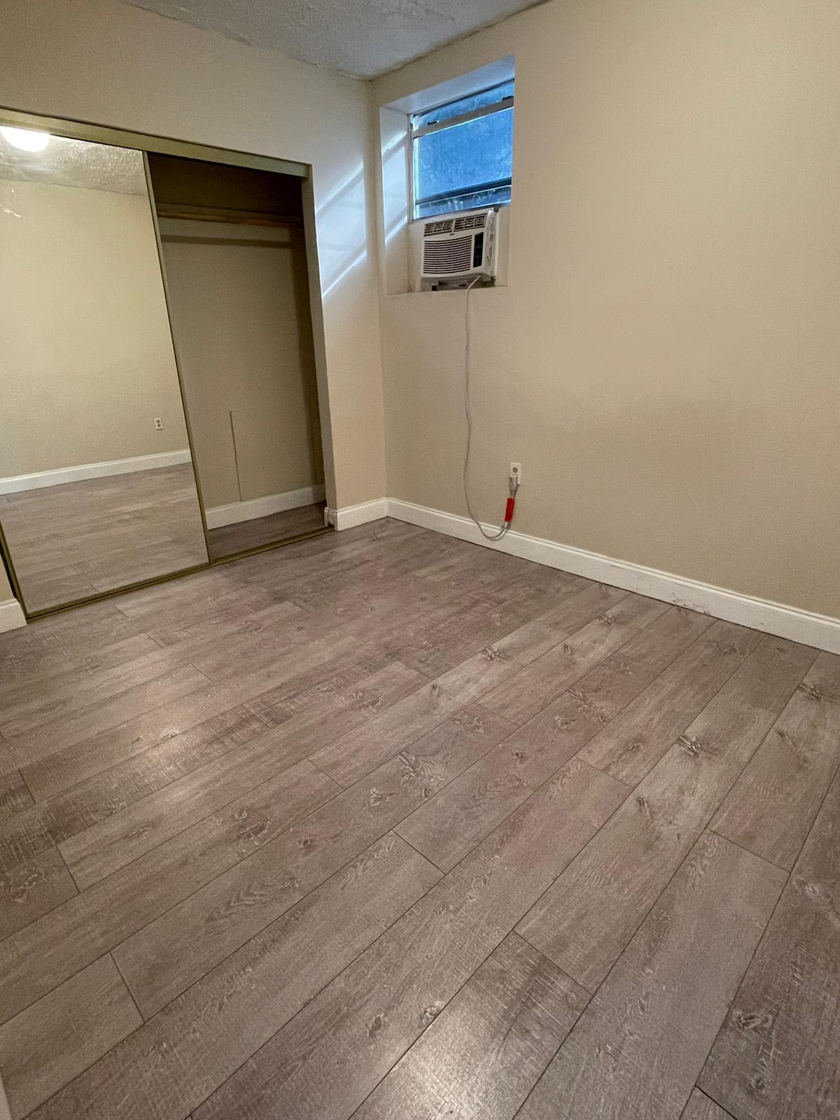 1912 North 20th Avenue – photo 5