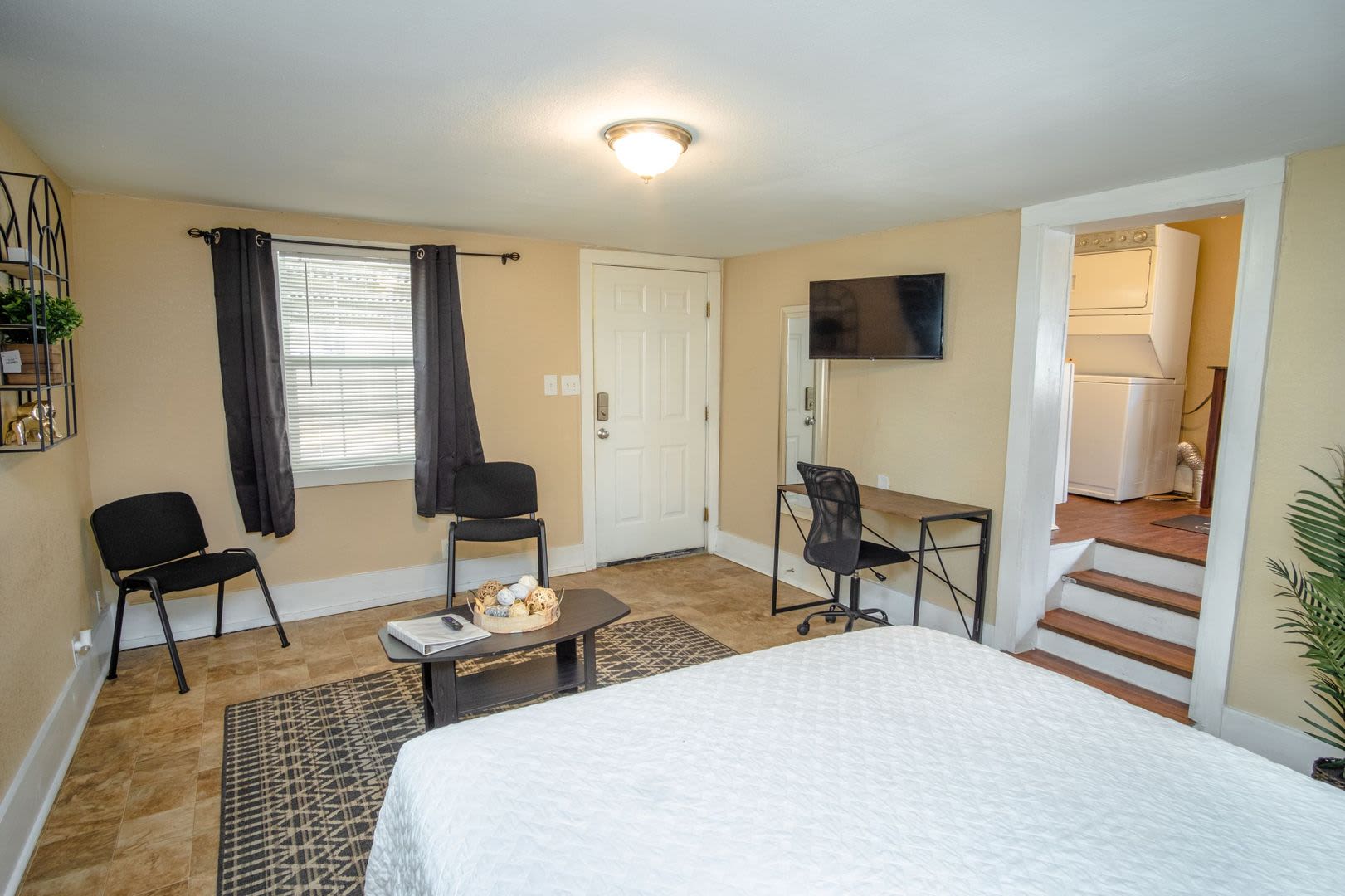 613 Virginia – photo 5