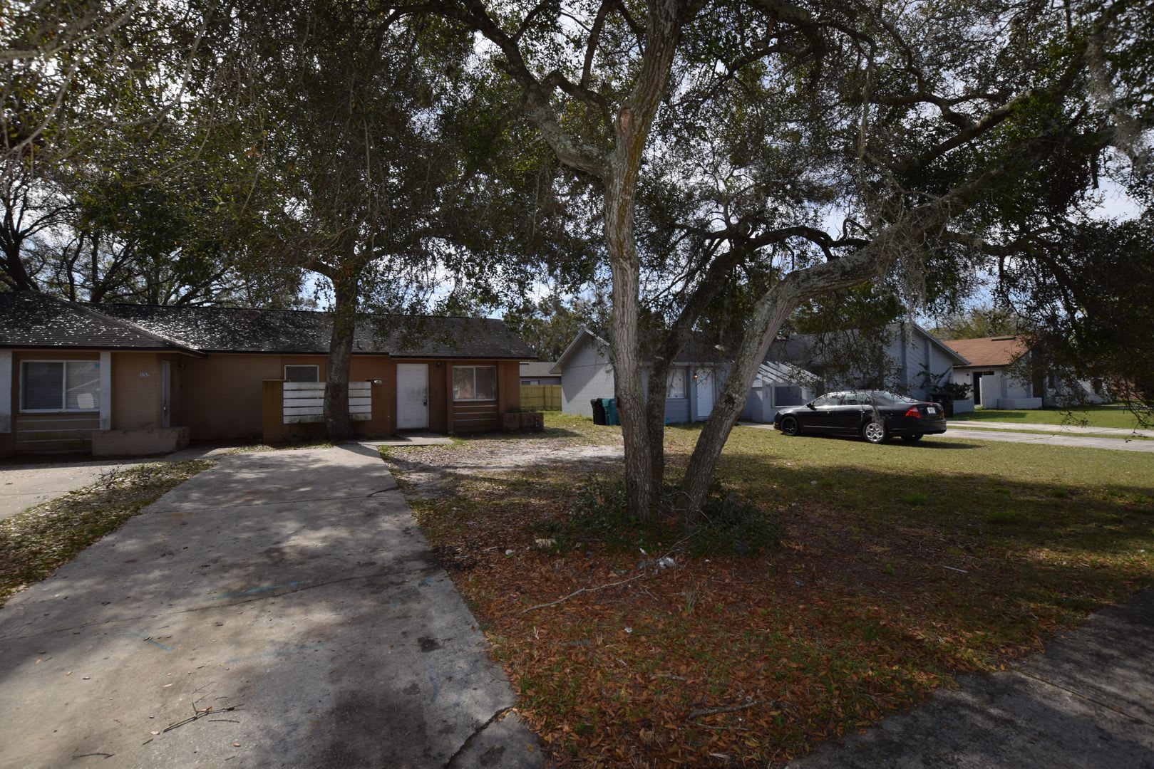 2/1 Duplex For Rent at 3264 Split Willow Drive Orlando, FL 32808 – photo 1