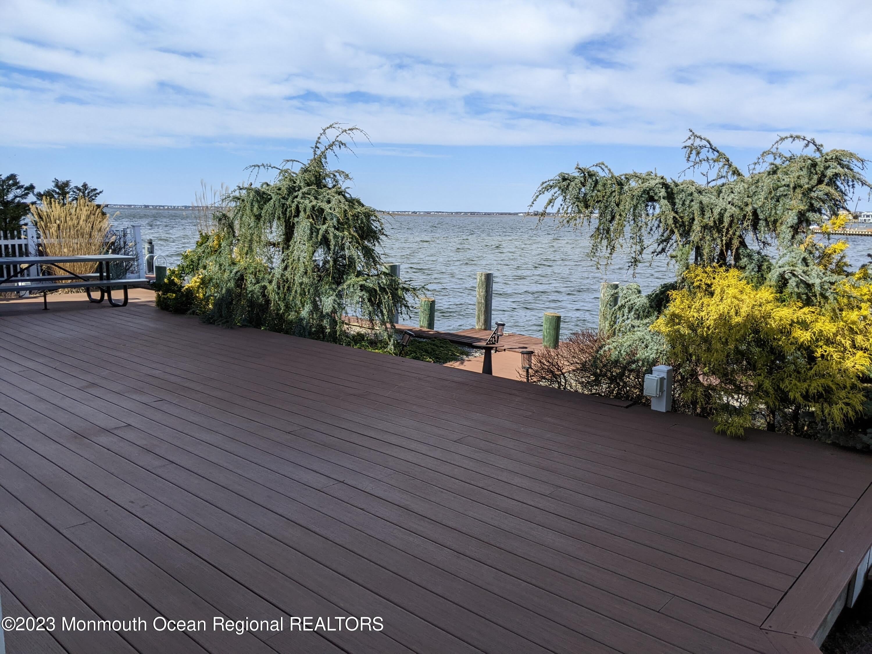289 Monterey Circle – photo 2