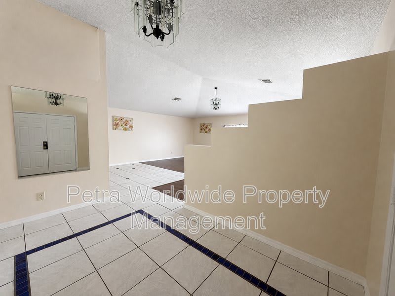 1074 Universal Rest Place – photo 5