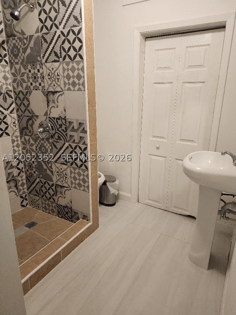 13915 NW 5th Ct – photo 2