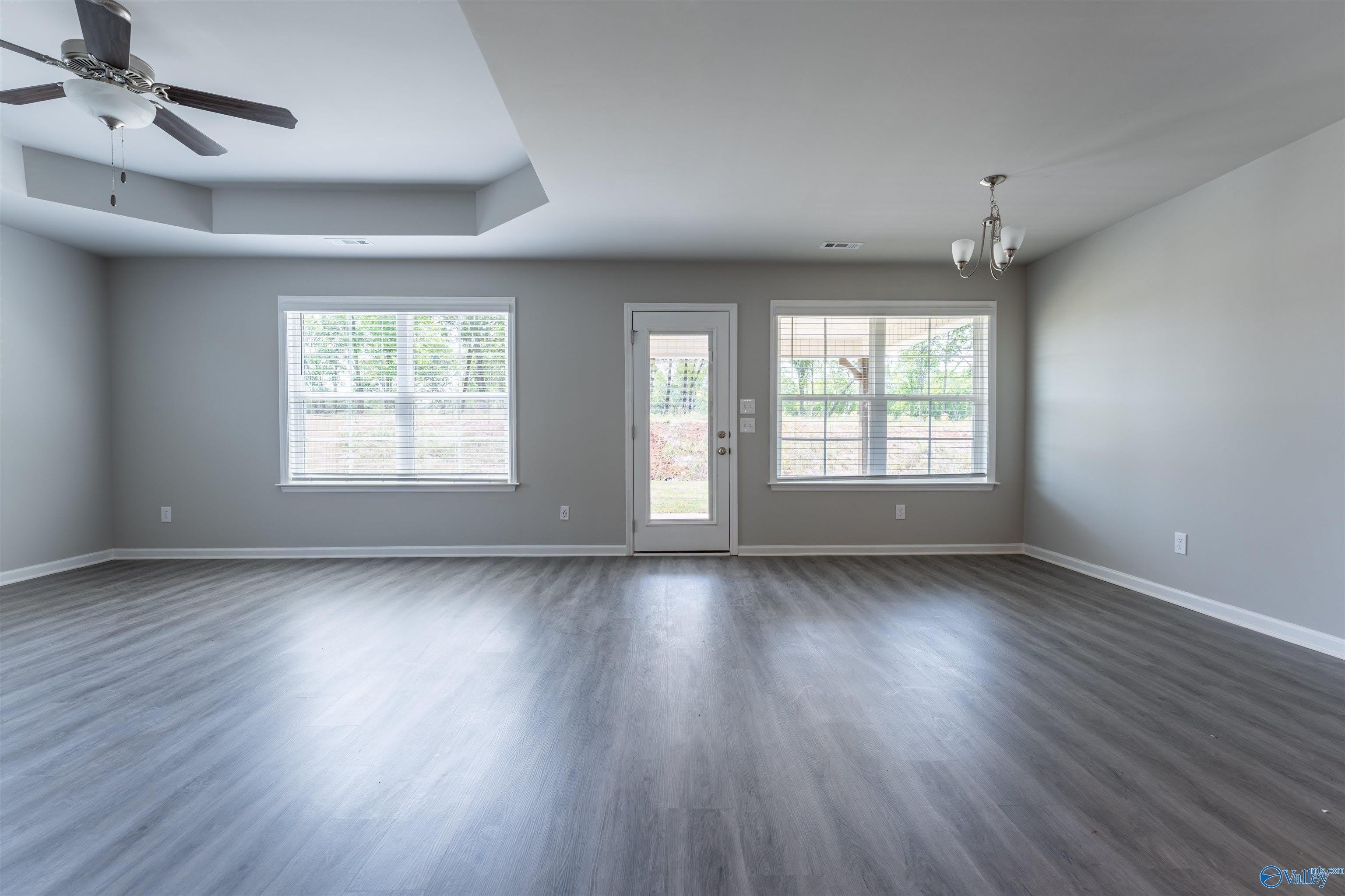 136 Ocean Springs Avenue – photo 2