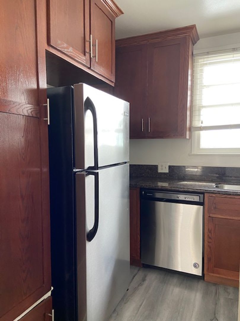 1119 Cardiff Avenue – photo 4