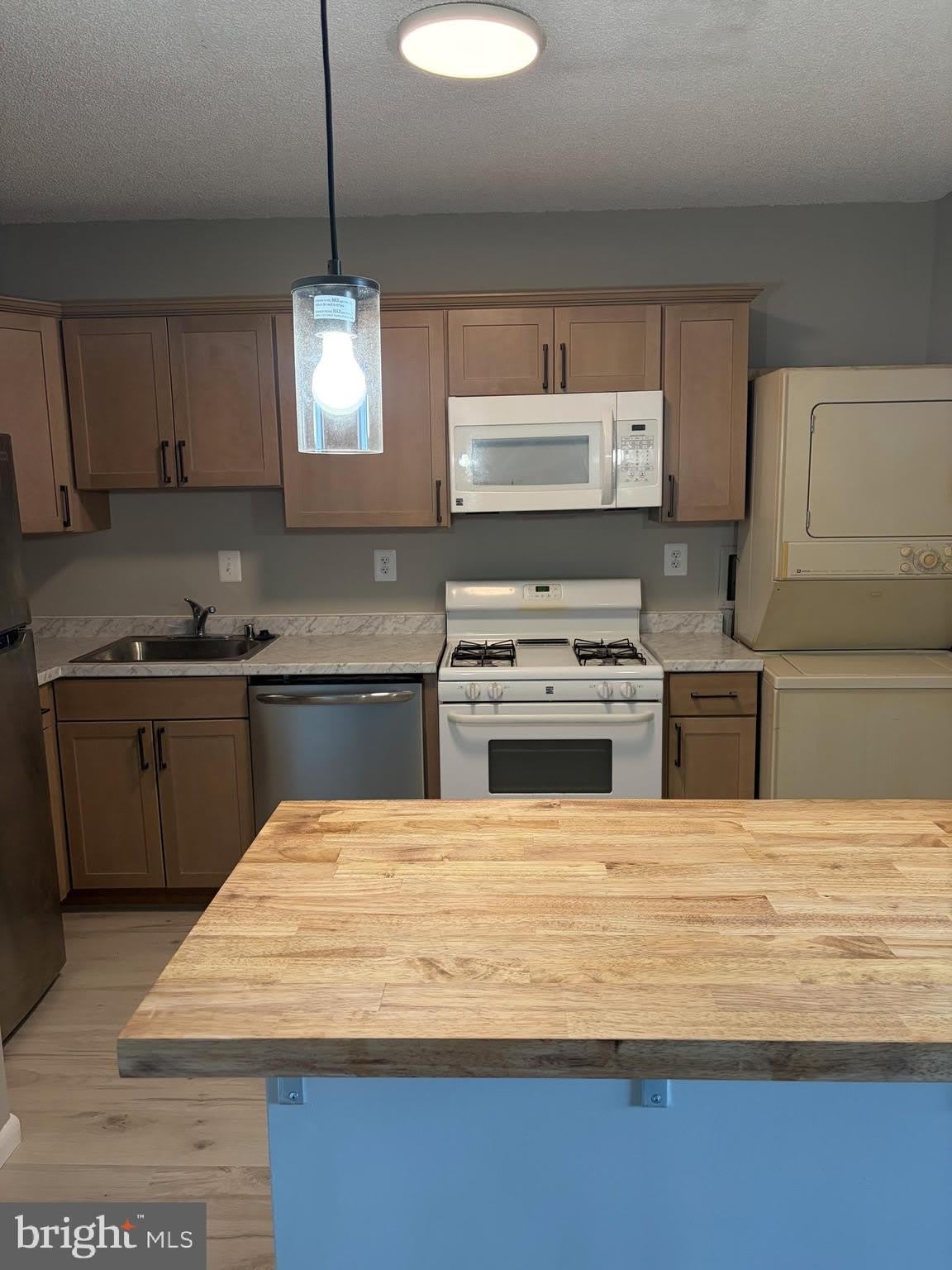3701 S GEORGE MASON Drive – photo 3