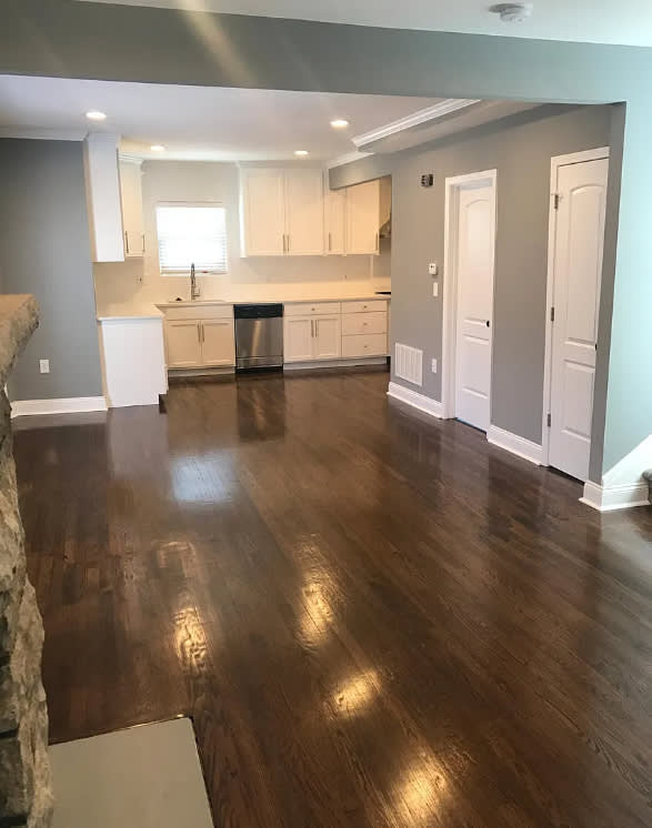 1011 West 45th Street – photo 3