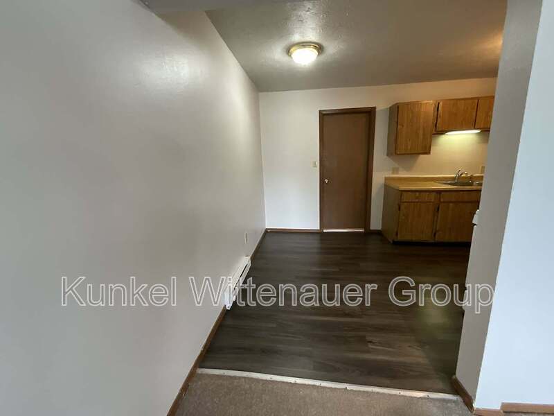 2611-E Sierra Drive – photo 4