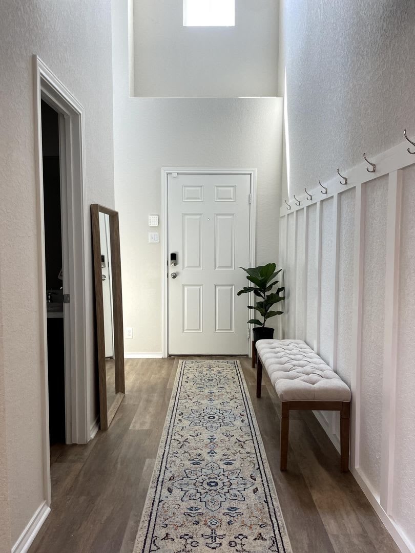 Spacious Two Story Home With Charming Features And Community Amenities – photo 3