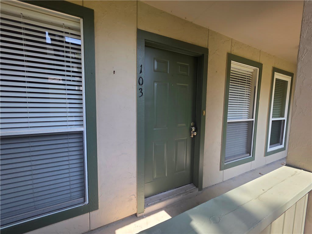 302 Saint Andrews Street – photo 1